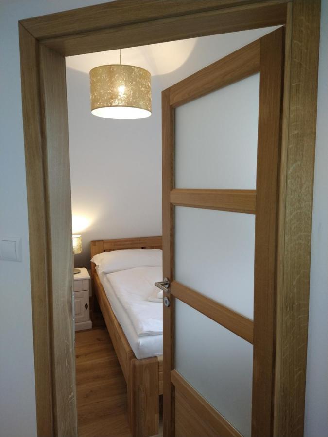 Apartmany Maly Mnich Mnisek pod Brdy Exterior photo
