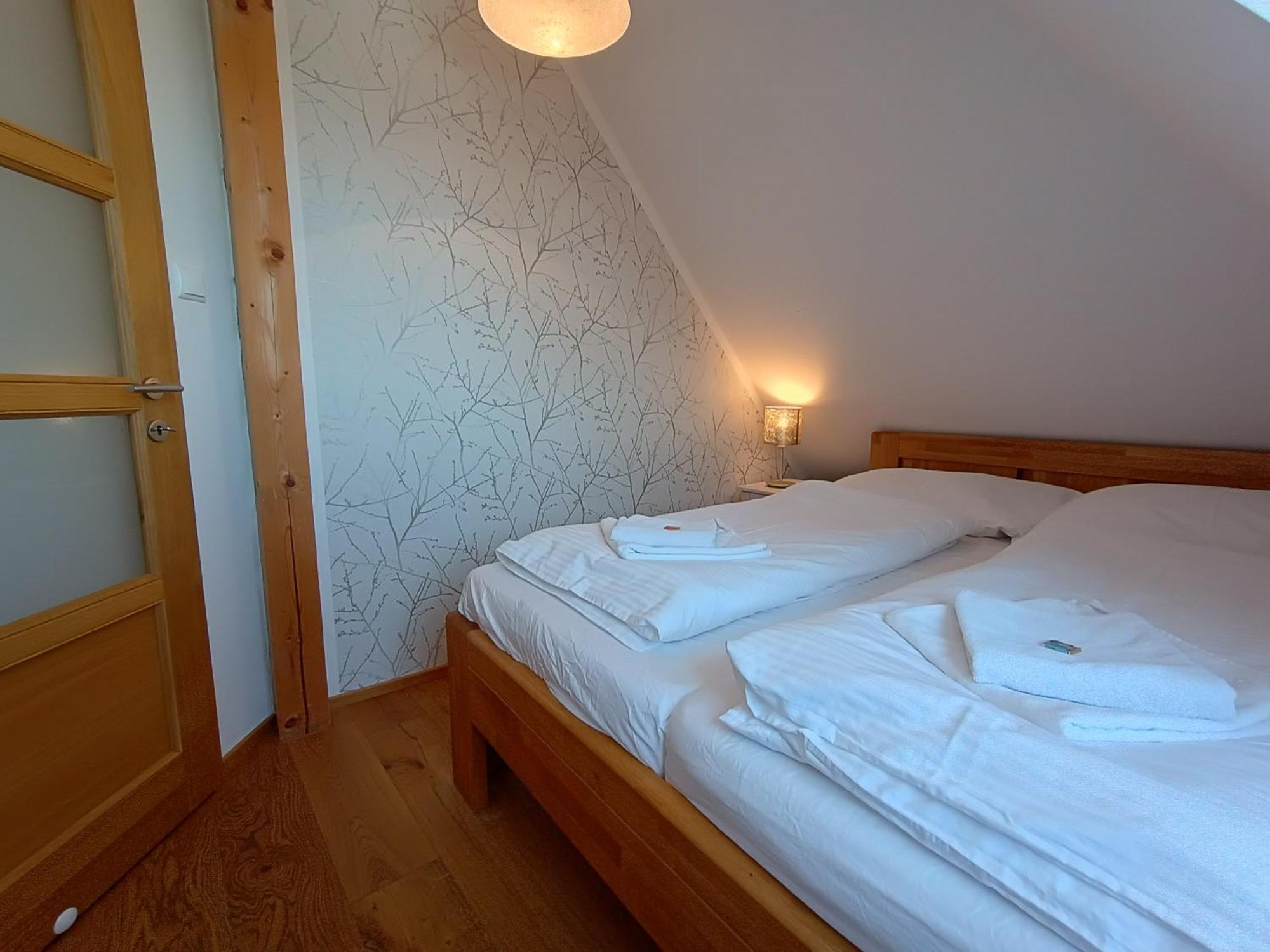Apartmany Maly Mnich Mnisek pod Brdy Exterior photo