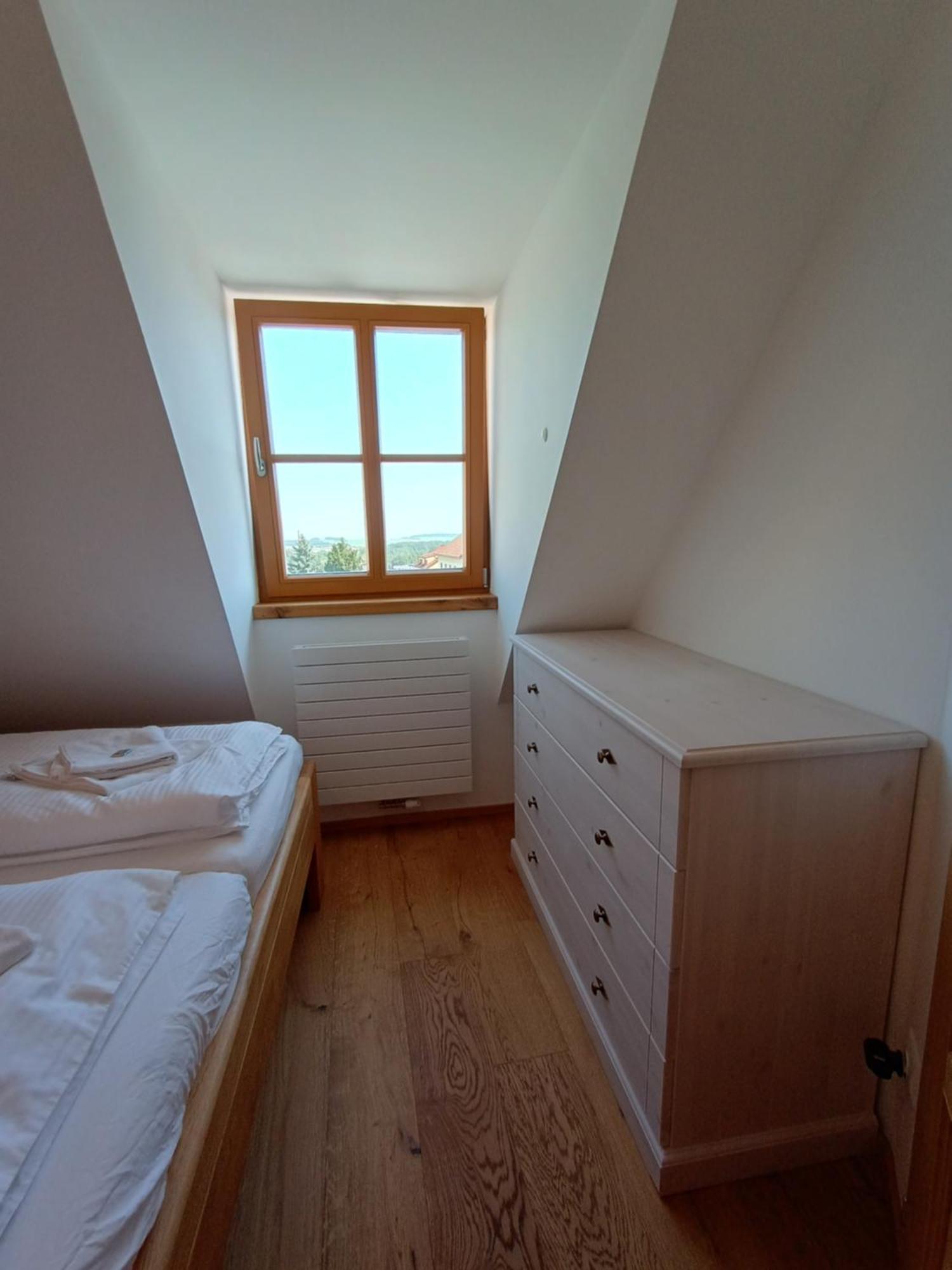 Apartmany Maly Mnich Mnisek pod Brdy Exterior photo