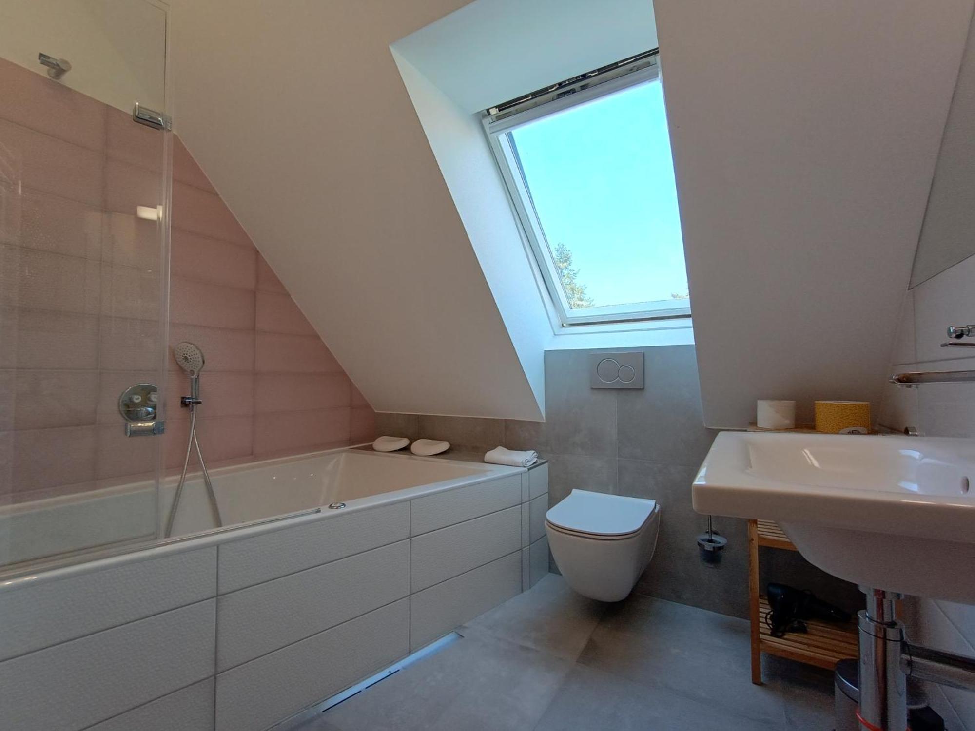 Apartmany Maly Mnich Mnisek pod Brdy Exterior photo