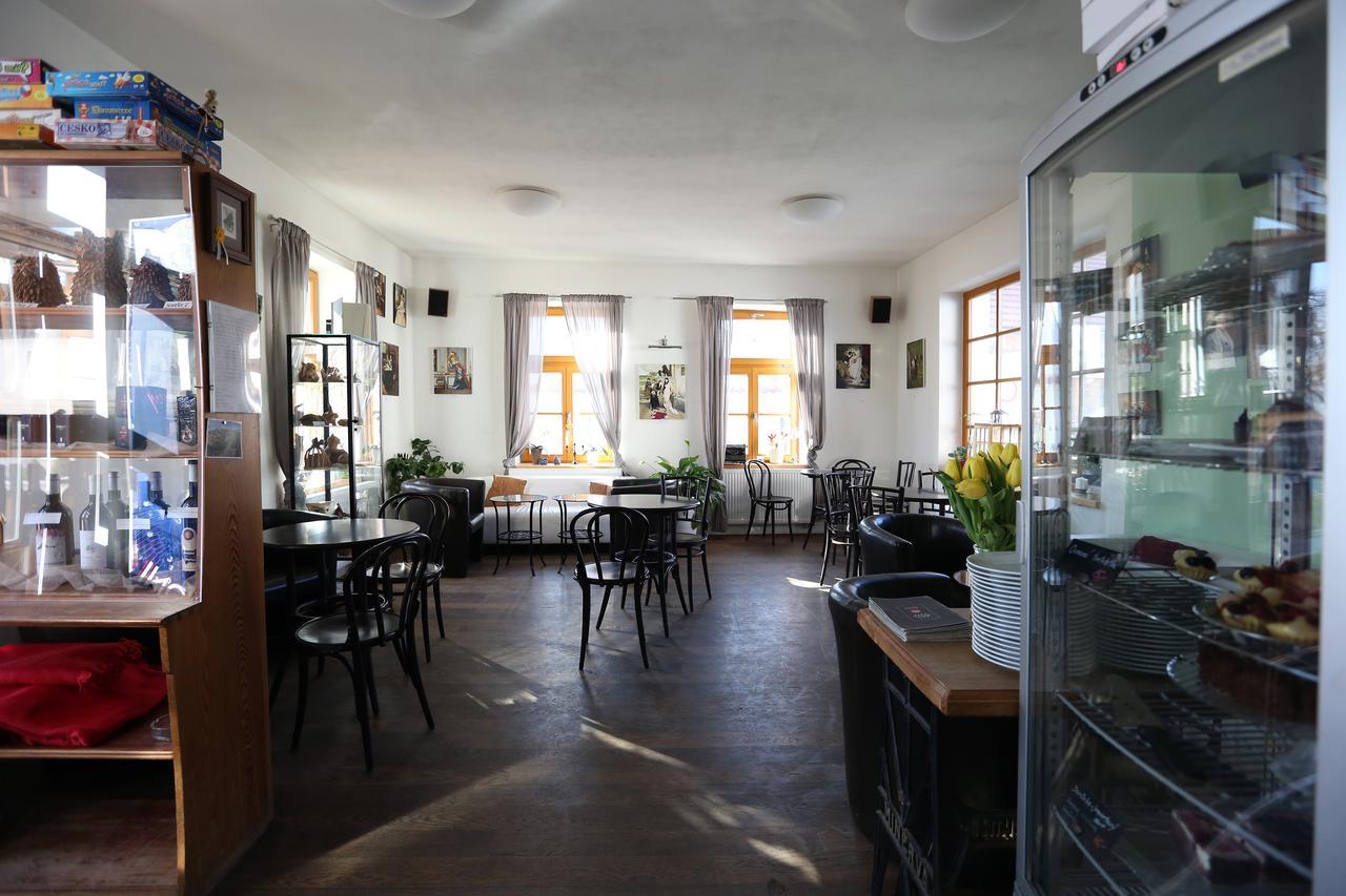 Apartmany Maly Mnich Mnisek pod Brdy Exterior photo