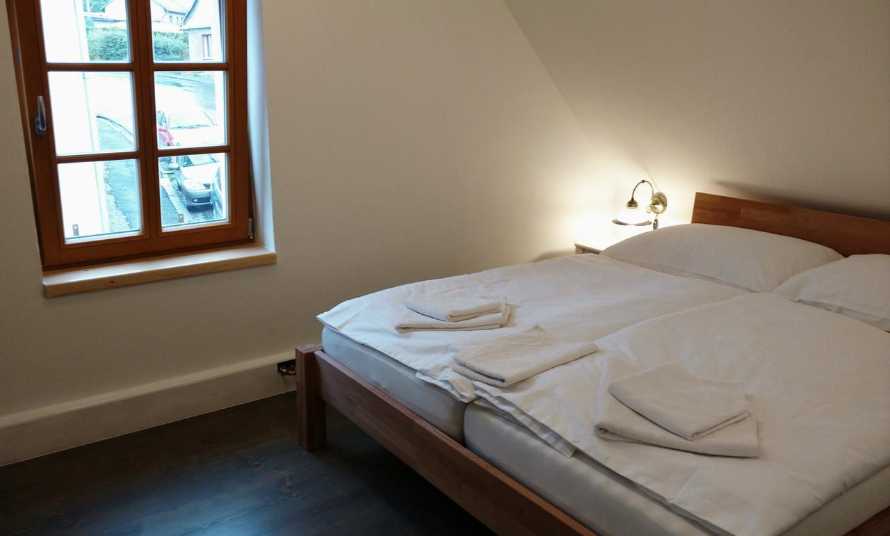 Apartmany Maly Mnich Mnisek pod Brdy Exterior photo