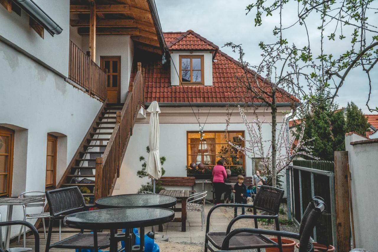 Apartmany Maly Mnich Mnisek pod Brdy Exterior photo